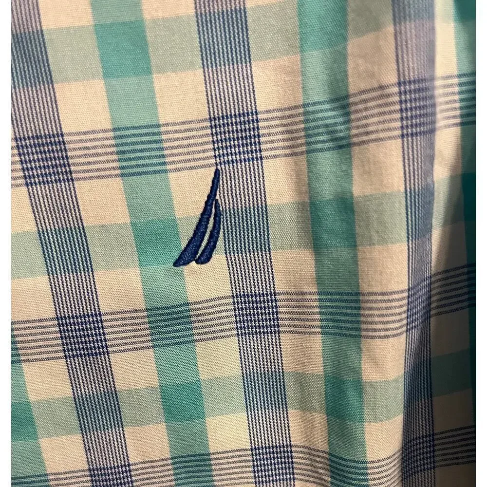 Nautica Boys Button Down Shirt - Size Small (8)